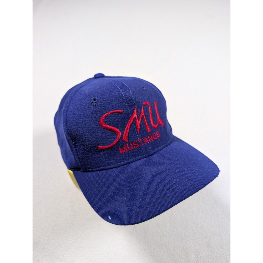 Vintage 90's SMU Mustangs Sports Specialties Script Wool Snapback Hat Methodist